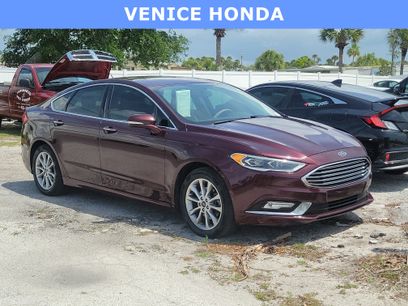Used 2017 Ford Fusion SE w/ Fusion SE Technology Package