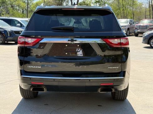 Used 2019 Chevrolet Traverse Premier w/ Driver Confidence II Package image 4