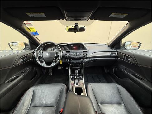 Used 2017 Honda Accord Sport Special Edition image 14