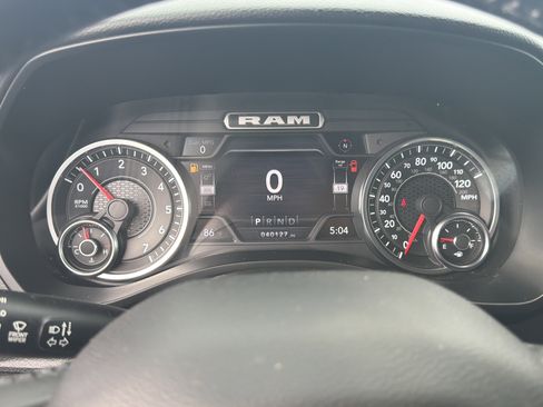 Used 2023 RAM 1500 Big Horn AWD/4WD image 20