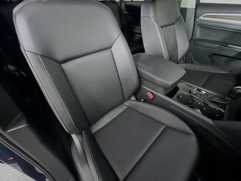 Used 2018 Volkswagen Atlas SEL w/ R-Line Package AWD/4WD image 29