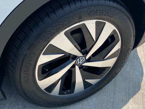 Used 2023 Volkswagen ID.4 Pro RWD image 21