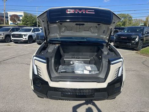 New 2026 GMC Sierra EV Elevation image 17