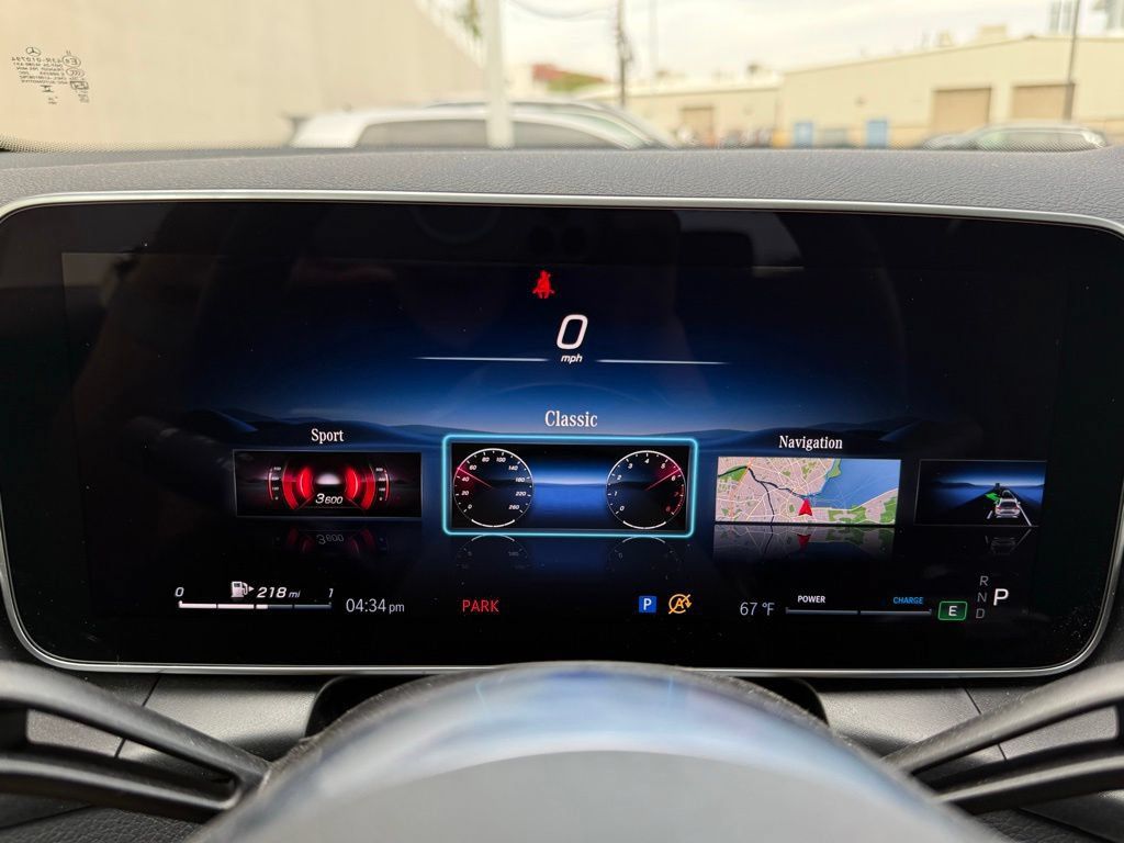 Used 2026 Mercedes-Benz GLC 300 4MATIC image 31