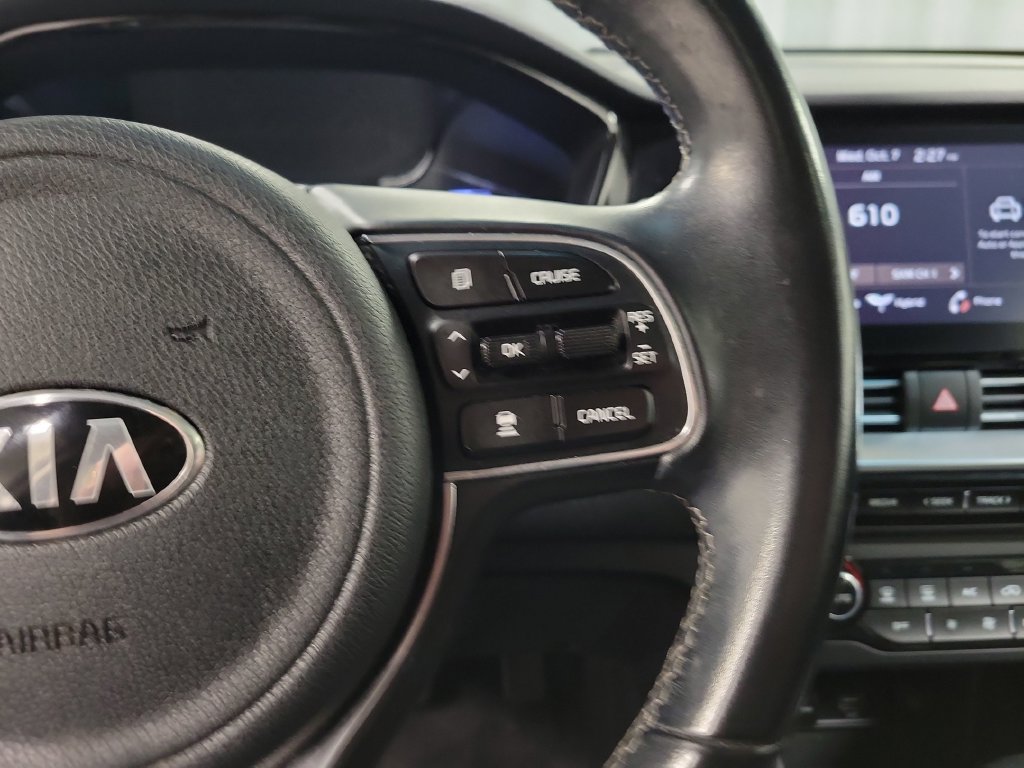 Used 2021 Kia Niro Touring FWD image 27