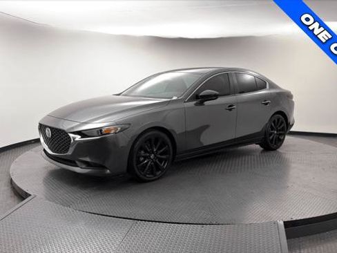 Used 2024 MAZDA MAZDA3 s FWD image 2