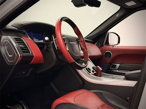 Used 2022 Land Rover Range Rover Sport SVR image 21