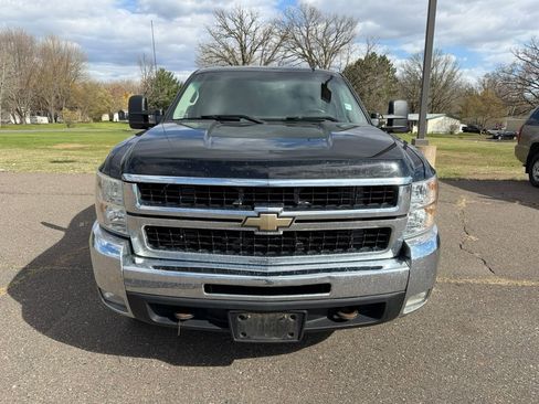 Used 2008 Chevrolet Silverado 2500 LT w/ 1LT Convenience Package AWD/4WD image 2