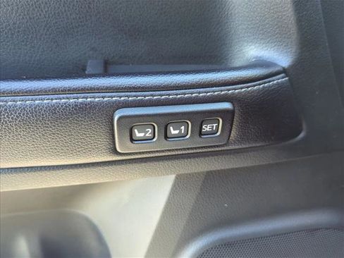 Certified 2017 Toyota 4Runner Limited image 7