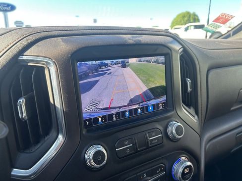 Used 2022 GMC Sierra 3500 AT4 w/ AT4 Premium Plus Package AWD/4WD image 24