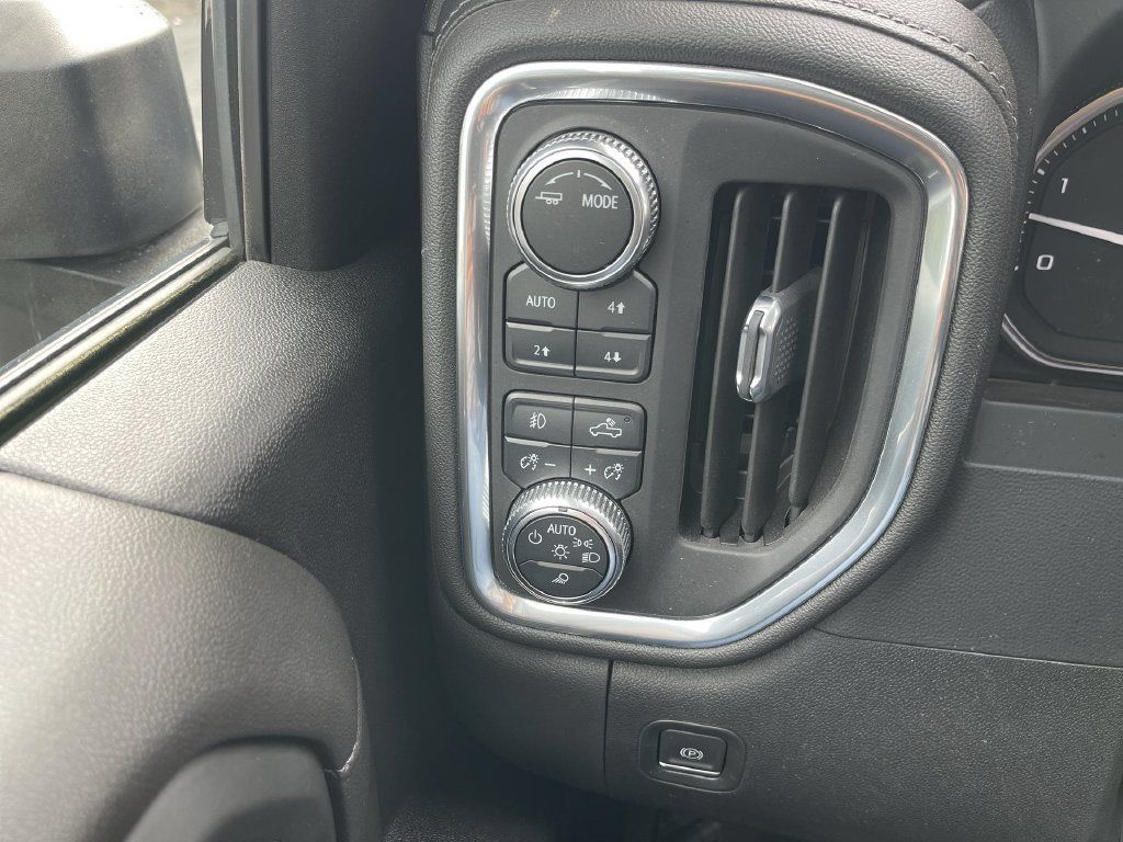 Used 2022 GMC Sierra 2500 Denali AWD/4WD image 17