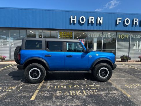 Used 2023 Ford Bronco Big Bend w/ Sasquatch Package AWD/4WD image 6