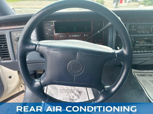 Used 1995 Cadillac Fleetwood Brougham RWD image 14