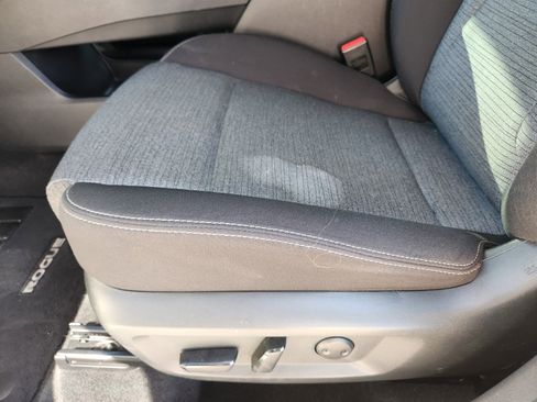 Used 2021 Nissan Rogue SV image 20