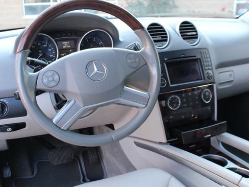 Used 2011 Mercedes-Benz ML 350 2WD image 13