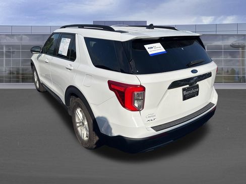 Used 2023 Ford Explorer XLT w/ Equipment Group 202A RWD image 7