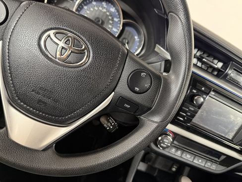 Used 2016 Toyota Corolla LE FWD image 27