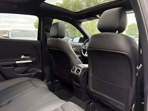 Used 2023 Mercedes-Benz GLA 250 4MATIC image 17