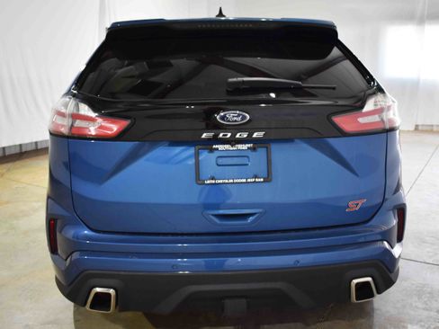 Used 2021 Ford Edge ST w/ Equipment Group 401A image 8