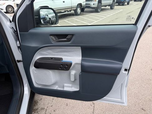 New 2025 Ford Maverick XLT w/ 4K Tow Package image 18