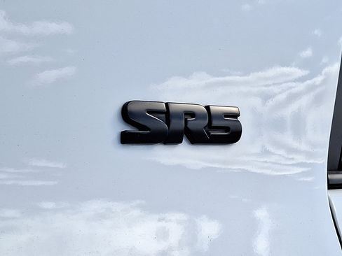 Certified 2020 Toyota 4Runner SR5 Premium w/ Moonroof Package image 31