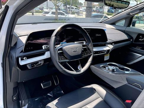 New 2026 Cadillac Optiq Sport 1 RWD image 9