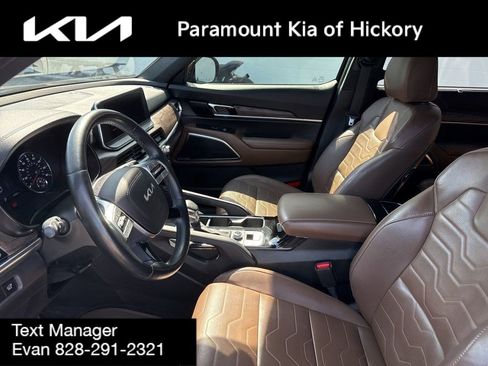 Used 2022 Kia Telluride SX w/ SX Prestige Package AWD/4WD image 13