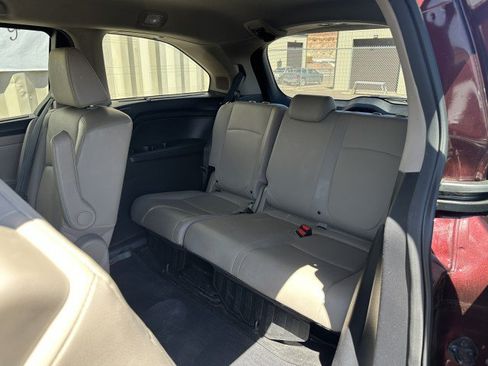 Used 2018 Honda Odyssey Elite image 8