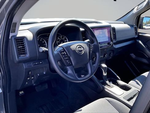 Used 2023 Nissan Frontier S w/ Technology Package AWD/4WD image 2