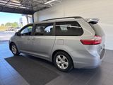Used 2016 Toyota Sienna LE image 5