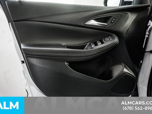 Used 2025 Buick Encore GX Preferred FWD image 46