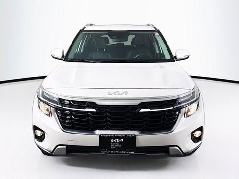 Certified 2024 Kia Seltos EX AWD/4WD image 2