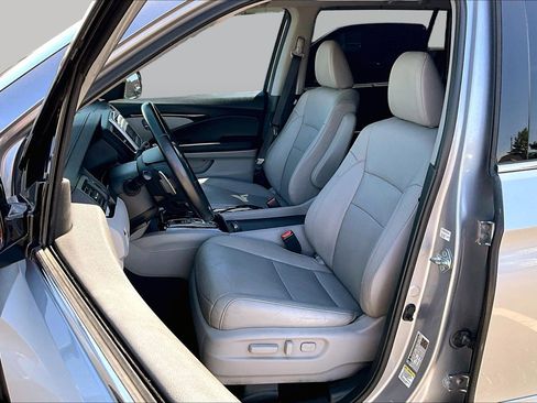 Used 2016 Honda Pilot Elite image 25