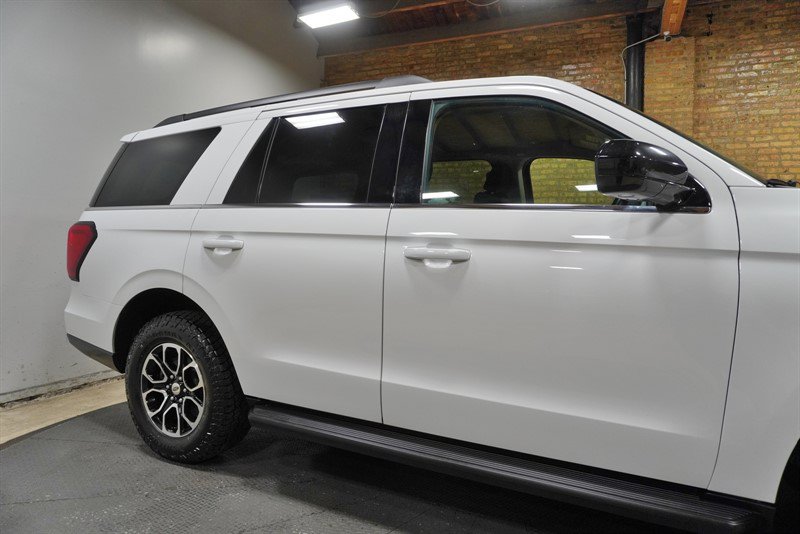Used 2024 Ford Expedition XL AWD/4WD image 9