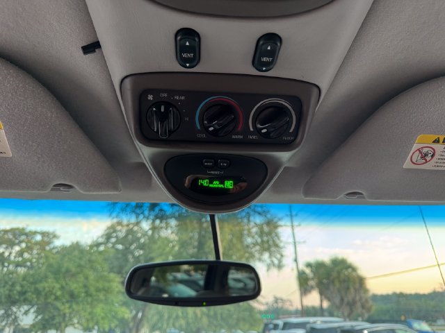 Used 2002 Ford Excursion XLT AWD/4WD image 13