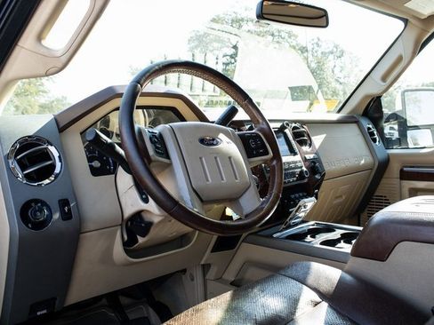 Used 2012 Ford F350 King Ranch image 9