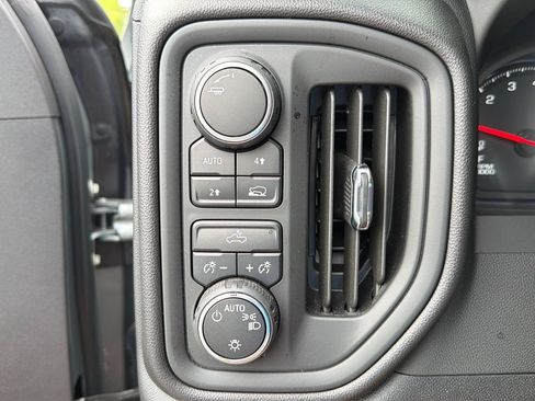 Used 2025 Chevrolet Silverado 1500 Custom AWD/4WD image 19