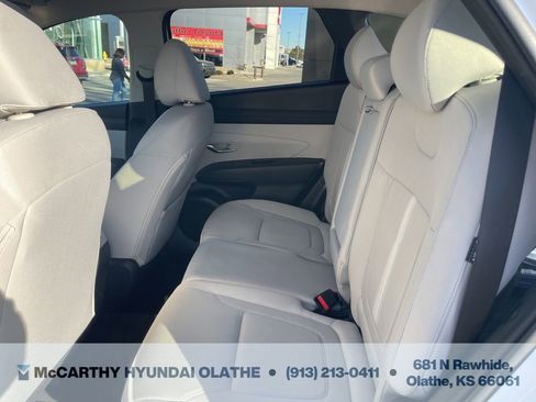 Certified 2025 Hyundai Tucson SEL image 17