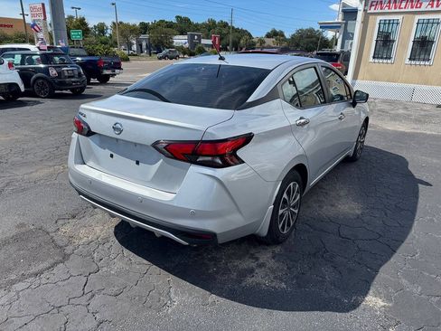 Used 2020 Nissan Versa S FWD image 8