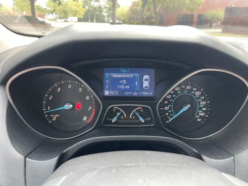 Used 2012 Ford Focus SE image 17