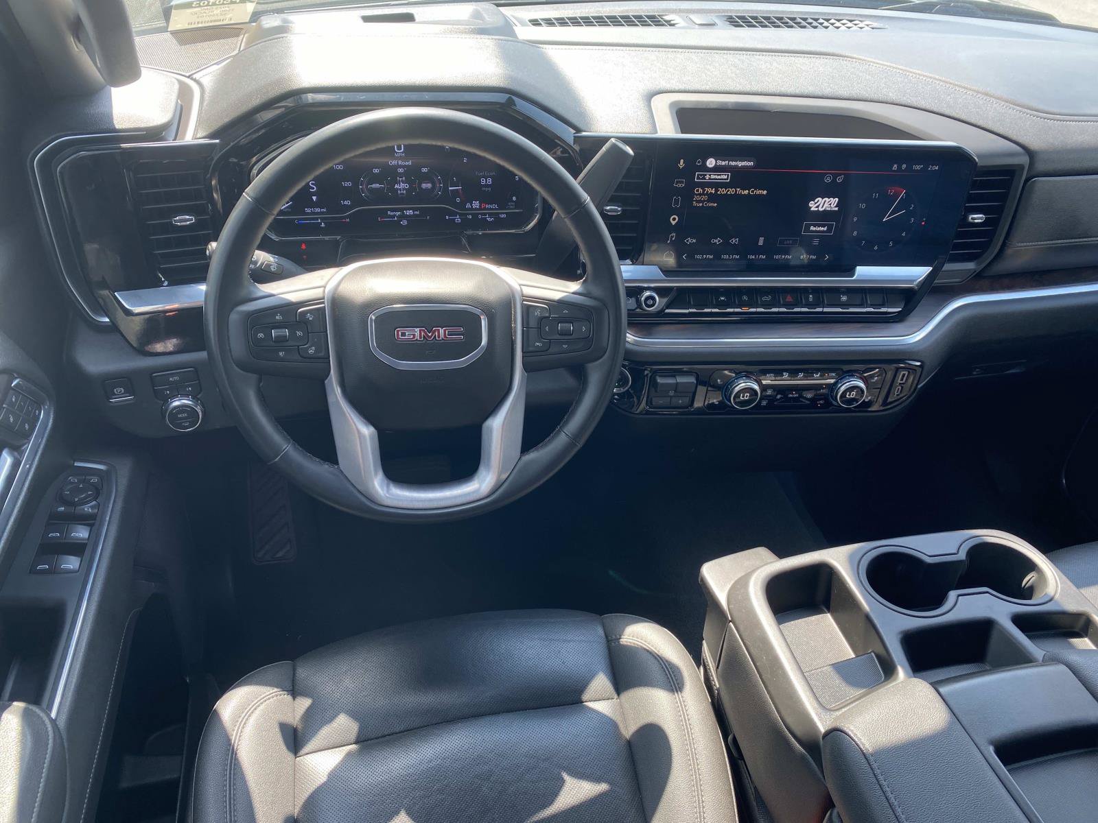 Used 2025 GMC Sierra 1500 SLT AWD/4WD image 16