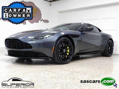 Used 2020 Aston Martin DB11 AMR image 1