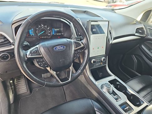 Used 2024 Ford Edge SEL image 15