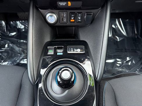 Certified 2024 Nissan Leaf SV Plus image 20