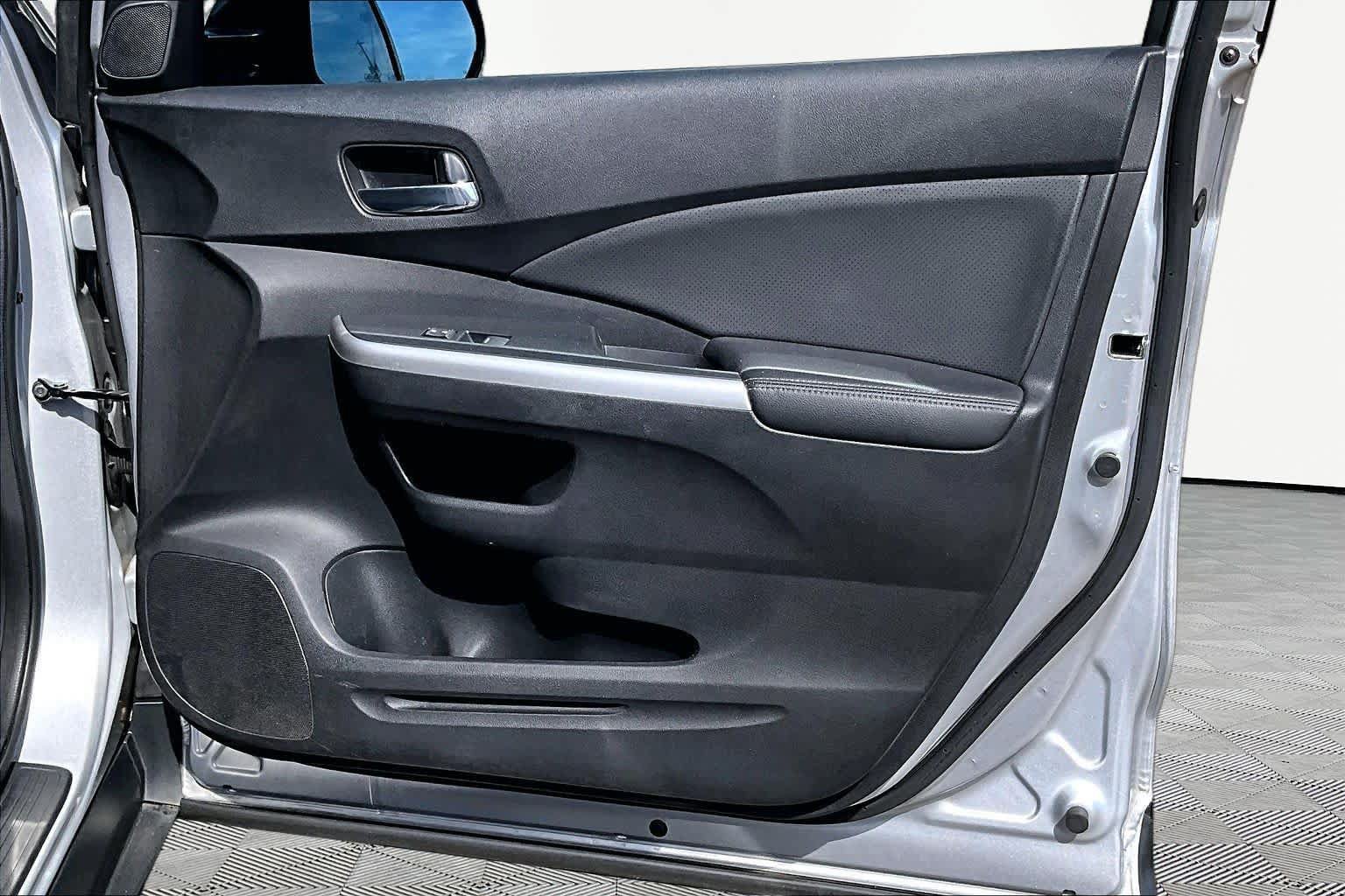 Used 2015 Honda CR-V EX-L image 22
