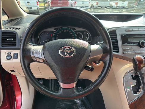 Used 2009 Toyota Venza AWD w/ Comfort Pkg image 26
