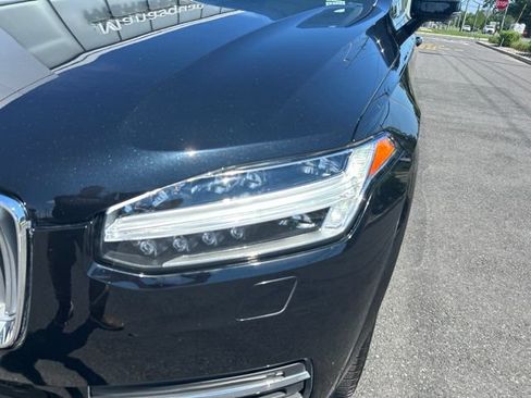Used 2025 Volvo XC90 B5 Core w/ Climate Package AWD/4WD image 8