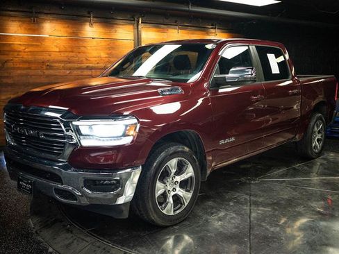 Used 2023 RAM 1500 Laramie AWD/4WD image 2