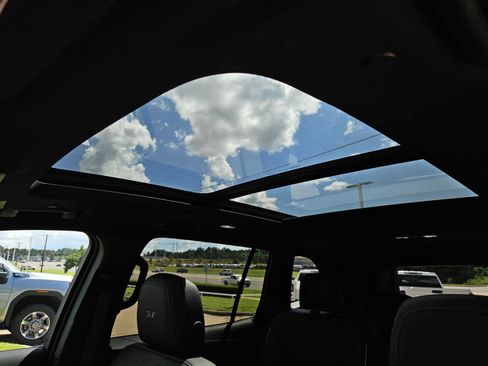 New 2026 Buick Enclave Sport Touring w/ Power Package image 24