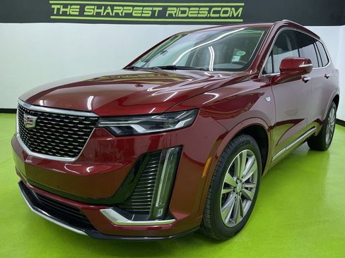 Used 2024 Cadillac XT6 Premium Luxury w/ LPO, Floor Liner Package image 5